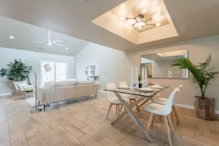 Photo #3: 6859151 Listing 