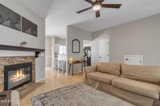 Photo #3: 6859205 Listing 