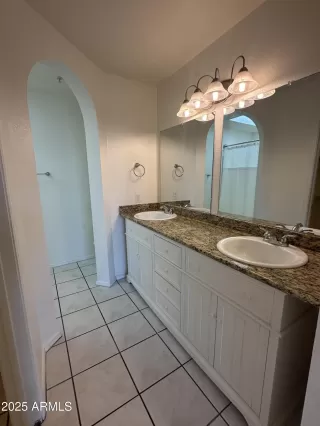 Photo #6: 6859281 Listing 