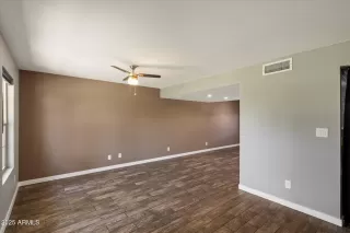 Photo #2: 6859326 Listing 