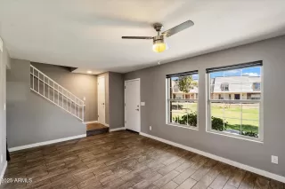 Photo #3: 6859326 Listing 