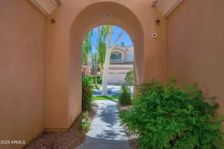 Photo #6: 6859496 Listing 