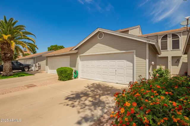 MLS: 6859587 Condo For Sale