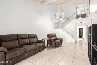 Photo #2: 6859587 Listing