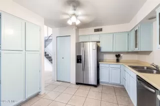 Photo #4: 6859587 Listing