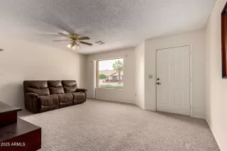 Photo #6: 6859713 Listing 