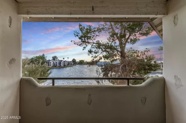 MLS: 6860115 Condo For Sale