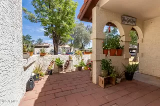 Photo #1: 6860290 Listing 