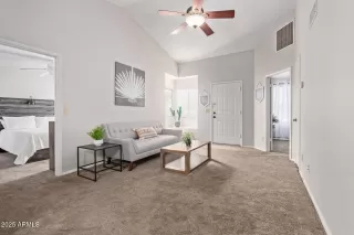 Photo #2: 6860290 Listing 