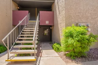 Photo #5: 6860836 Listing 