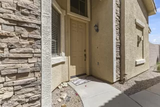 Photo #2: 6860896 Listing