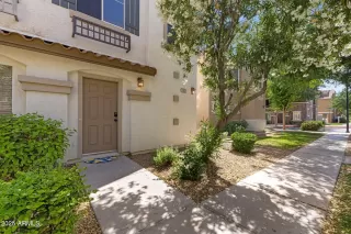 Photo #1: 6860901 Listing