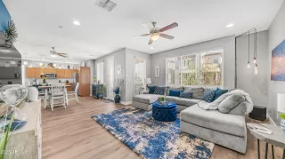 Photo #1: 6861037 Listing 