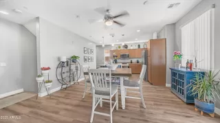 Photo #4: 6861037 Listing 