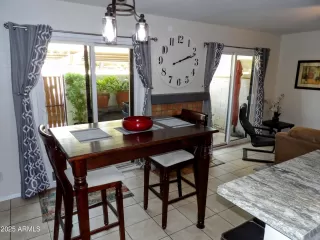 Photo #6: 6861488 Listing