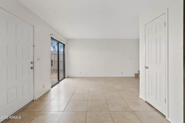 MLS: 6861585 Condo For Sale