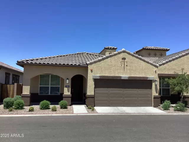 MLS: 6861882 Condo For Sale