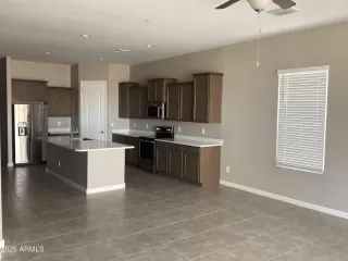 Photo #2: 6861882 Listing