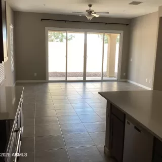 Photo #6: 6861882 Listing