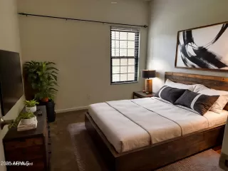 Photo #1: 6862295 Listing