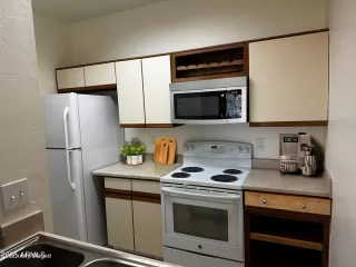 Photo #2: 6862295 Listing