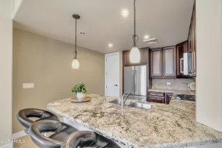 Photo #5: 6862422 Listing 