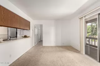 Photo #5: 6862542 Listing 