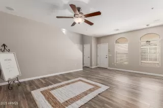 Photo #6: 6862563 Listing 