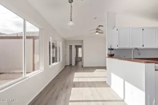 Photo #6: 6862836 Listing