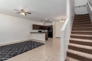 Photo #6: 6863457 Listing