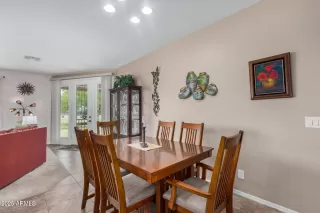 Photo #6: 6863635 Listing 