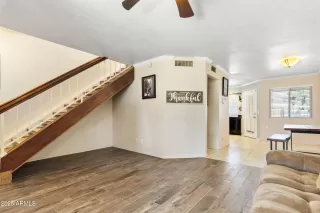 Photo #2: 6863752 Listing 