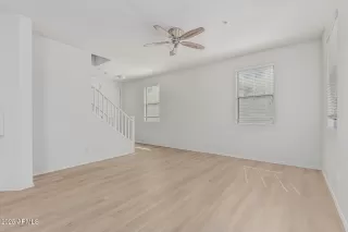 Photo #4: 6863992 Listing