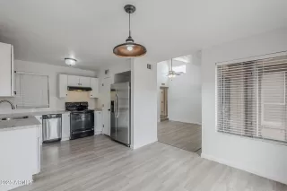 Photo #3: 6864024 Listing 