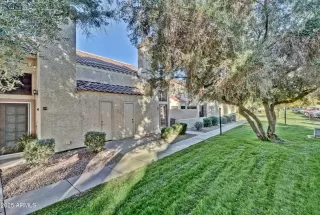 Photo #1: 6864212 Listing