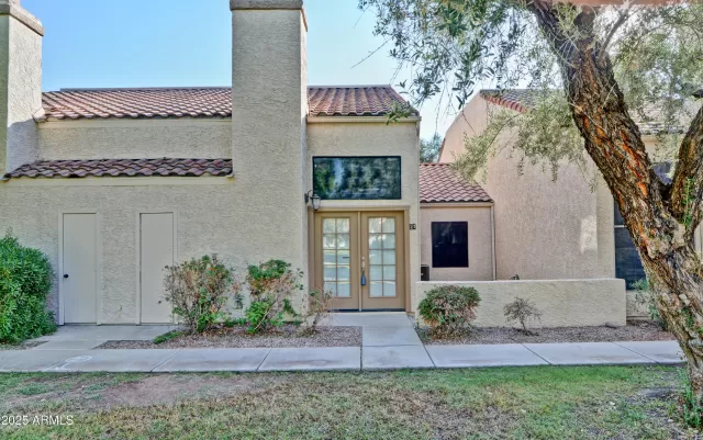 MLS: 6864215 Condo For Sale