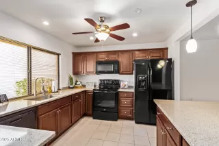 Photo #5: 6864265 Listing 