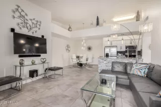 Photo #2: 6864349 Listing