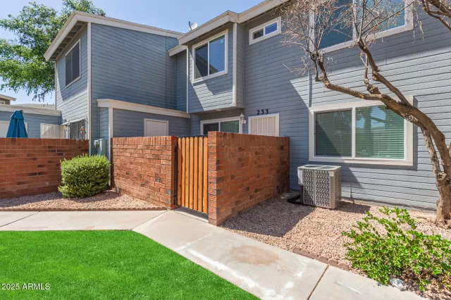 MLS: 6864770 Condo For Sale