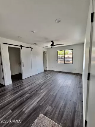 Photo #4: 6865199 Listing