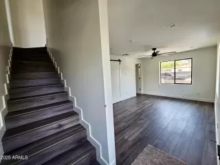 Photo #5: 6865199 Listing