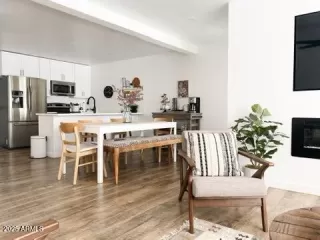 Photo #1: 6865913 Listing 