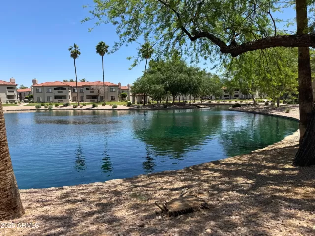 MLS: 6865917 Condo For Sale