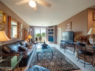 Photo #2: 6865917 Listing