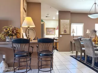 Photo #6: 6865917 Listing