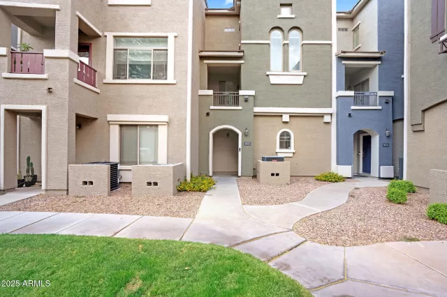 MLS: 6866077 Condo For Sale