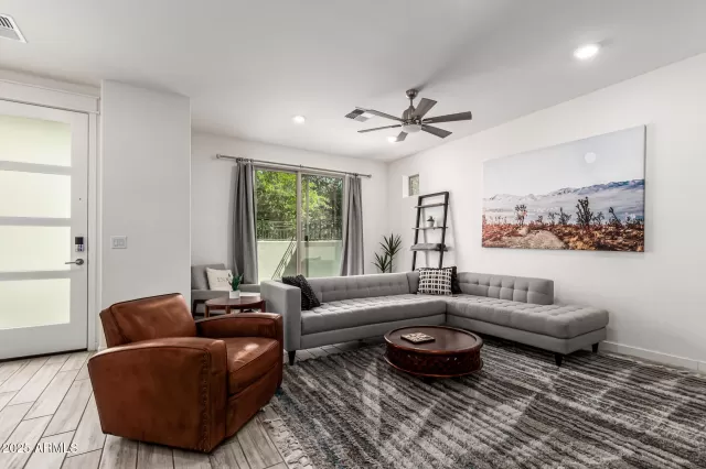 MLS: 6866107 Condo For Sale