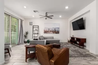 Photo #4: 6866107 Listing 