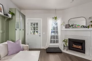 Photo #4: 6866643 Listing 