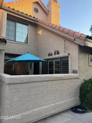 Photo #4: 6866743 Listing